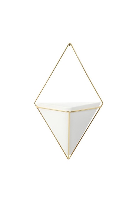 E-comm: Everything You Need to Make Your Guest Room Feel Like a Hotel Room